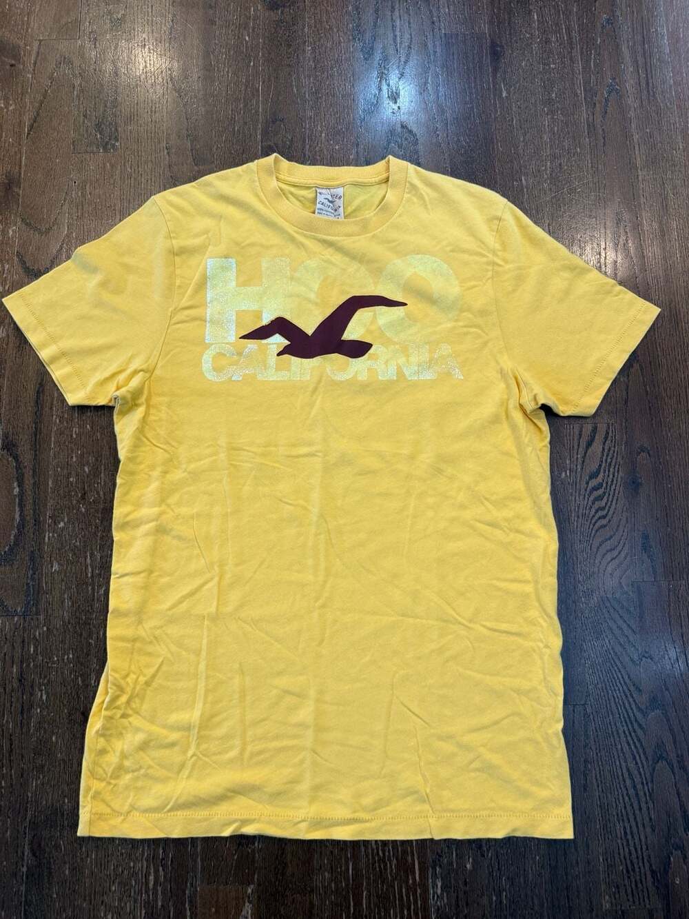 Vintage Hollister California Yellow Graphic Single Stitch T-Shirt Size L